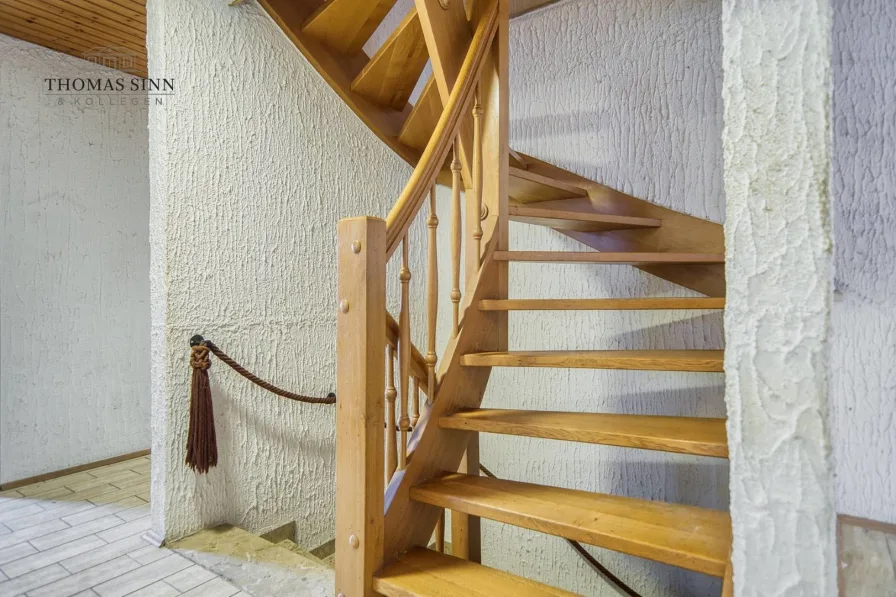 EG: Treppe nach oben