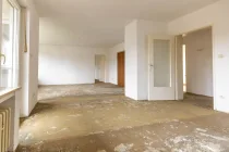 Großzügige 3-Zimmer Wohnung mit Loggia und viel Platz!