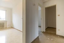 Großzügige 3-Zimmer Wohnung mit Loggia und viel Platz!