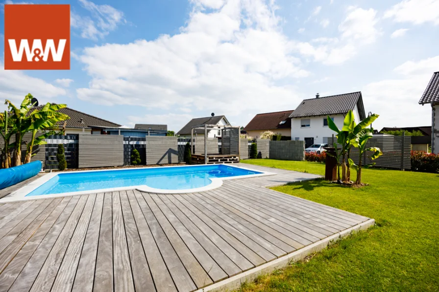 Terrasse mit Pool - Haus kaufen in Meißenheim / Kürzell - Den Sommer genießen im schönen Kürzell... Traumhaftes Einfamilienhaus