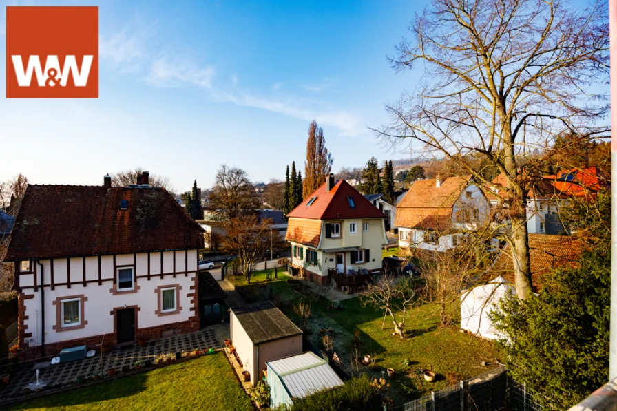 Ausblick vom Wohnzimmer - Wohnung kaufen in Lahr/Schwarzwald - Ein Zuhause zum Träumen mit herrlicher Aussichtslage!