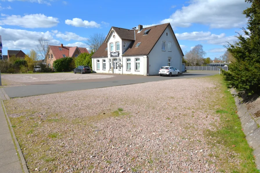 Freifläche - Grundstück mieten in Lohe-Rickelshof - Verkehrsgünstig gelegene Gewerbefläche in Lohe-Rickelshof