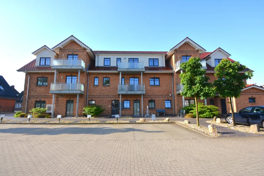 Rückansicht - Wohnung mieten in Heide - Moderne 3-Zimmer-Wohnung in zentraler Lage von Heide