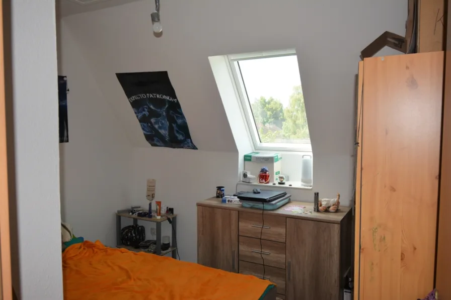 Hausnummer 31 - 2. OG - Schlafzimmer