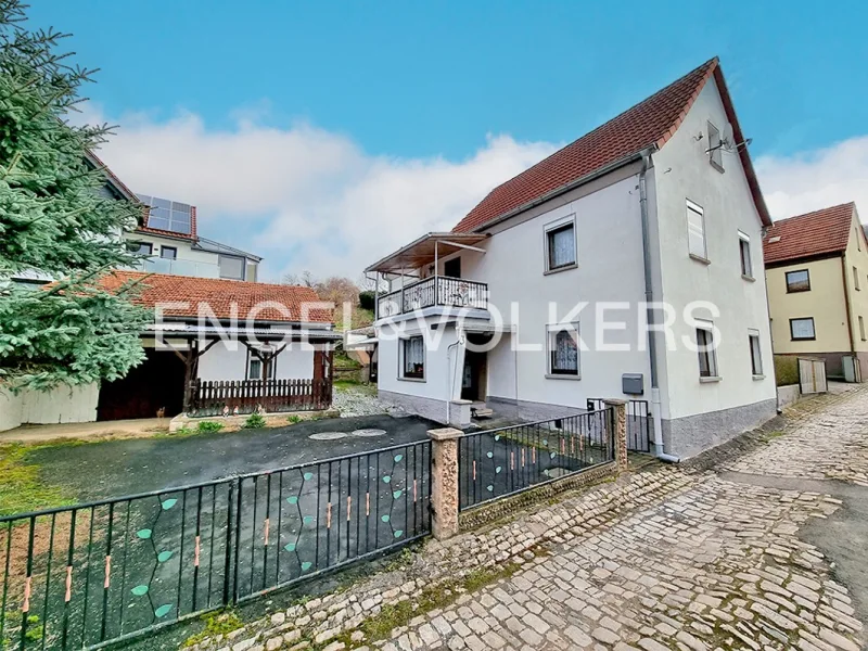 Hausansicht - Haus kaufen in Schnellmannshausen - Einfamilienhaus mit Potential bei Treffurt