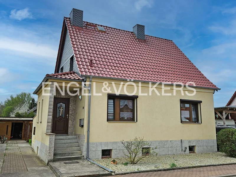  - Haus kaufen in Clingen - Gepflegtes Einfamilienhaus mit PV-Anlage in Clingen