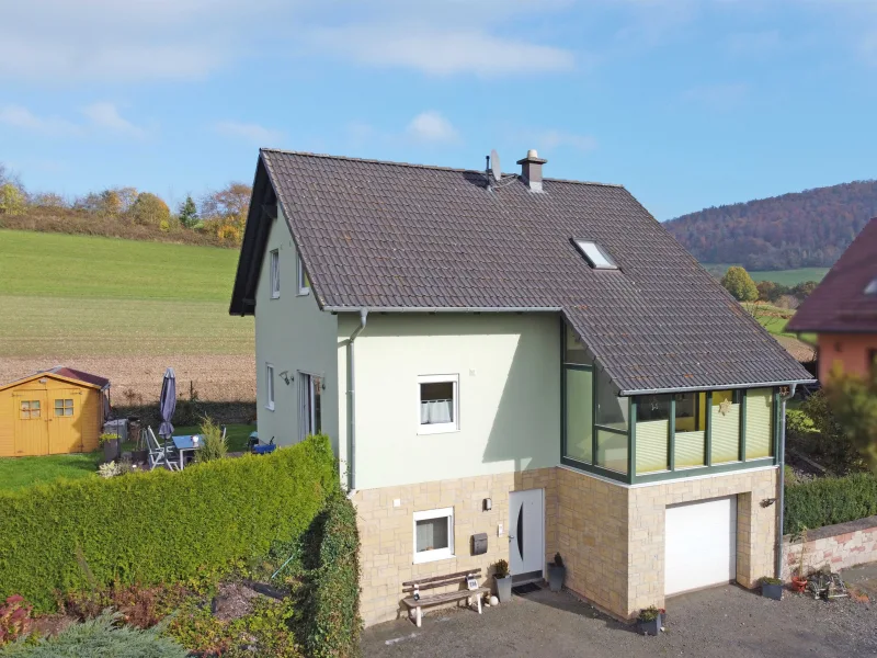  - Haus kaufen in Schmalkalden - Niedrigenergiehaus - Familiendomizil in naturverbundener Lage