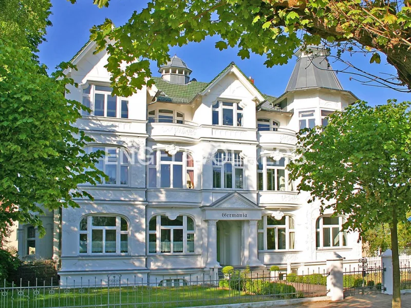 "Villa Germania" in Seebad Ahlbeck - Wohnung kaufen in Seebad Ahlbeck - Villa Germania in 1. Reihe von Seebad Ahlbeck