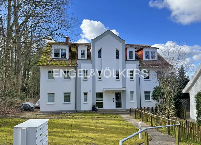 Gebäudeansicht - Wohnung kaufen in Ostseebad Zinnowitz - Dachgeschosswohnung auf dem Glienberg in Zinnowitz