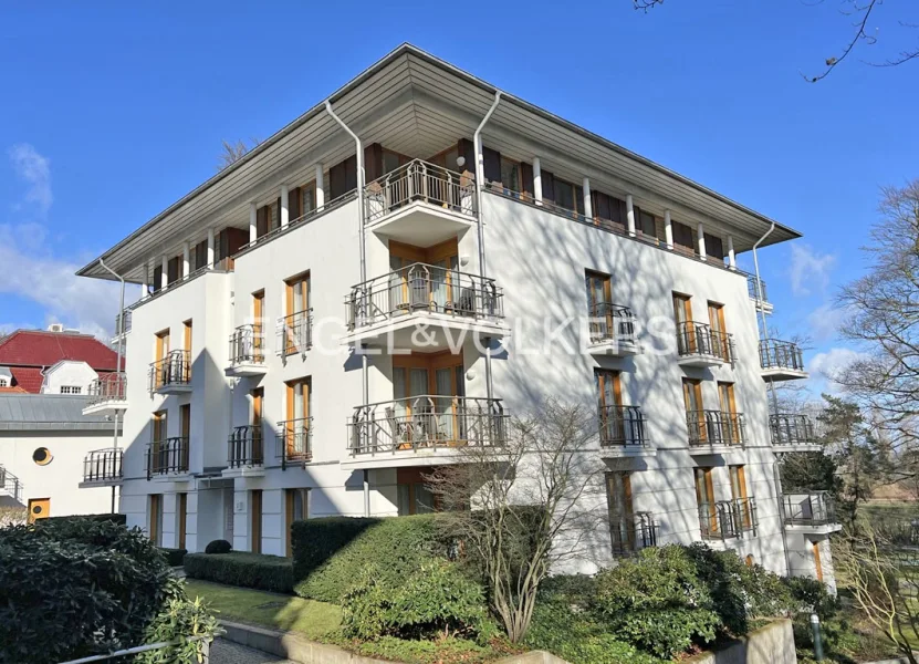  - Wohnung kaufen in Ostseebad Heringsdorf - Modernes Domizil in direkter Strandlage nahe der Seebrücke