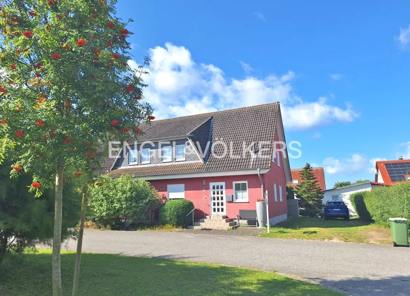  - Haus kaufen in Ostseebad Ückeritz - "Inselglück" - Doppelhaushälfte mit vielen Möglichkeiten und Bungalow