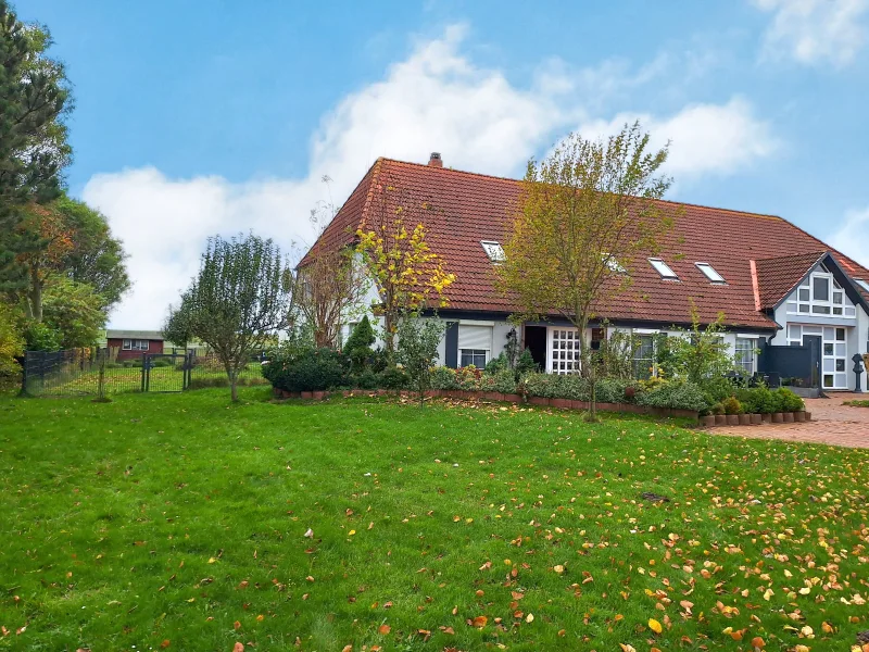  - Haus kaufen in Friedrichskoog - Renditeobjekt mit 9 Ferienapartments an der Nordsee