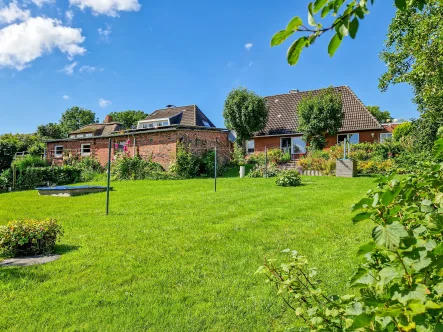  - Haus kaufen in Uelvesbüll - Leben auf dem Lande -                                                                                                 Energetisch modernisiertes Einfamilienhaus                              an der Nordsee