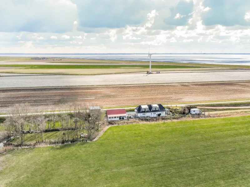  - Haus kaufen in Nordstrand - Wunderschönes Landhaus mit Weitblick zum Nordseedeich - Halbinsel Nordstrand