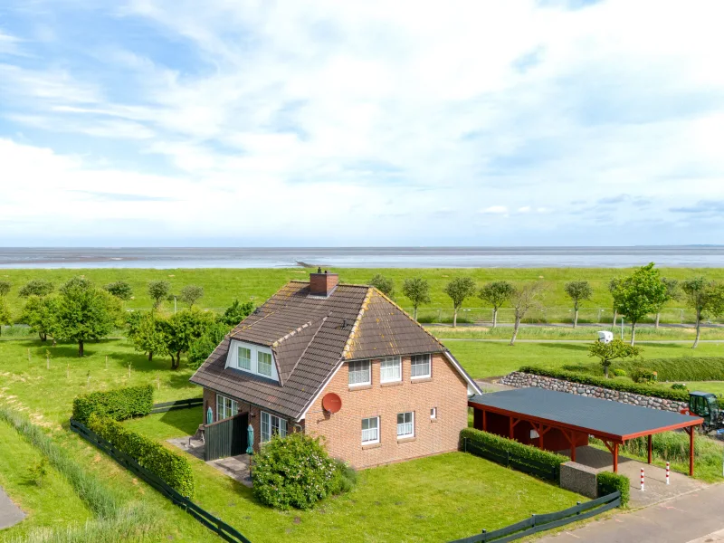  - Haus kaufen in Friedrichskoog - Einmalig an der Spitze - Doppelhaus in Deichlage