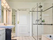 Badezimmer EG en-suite