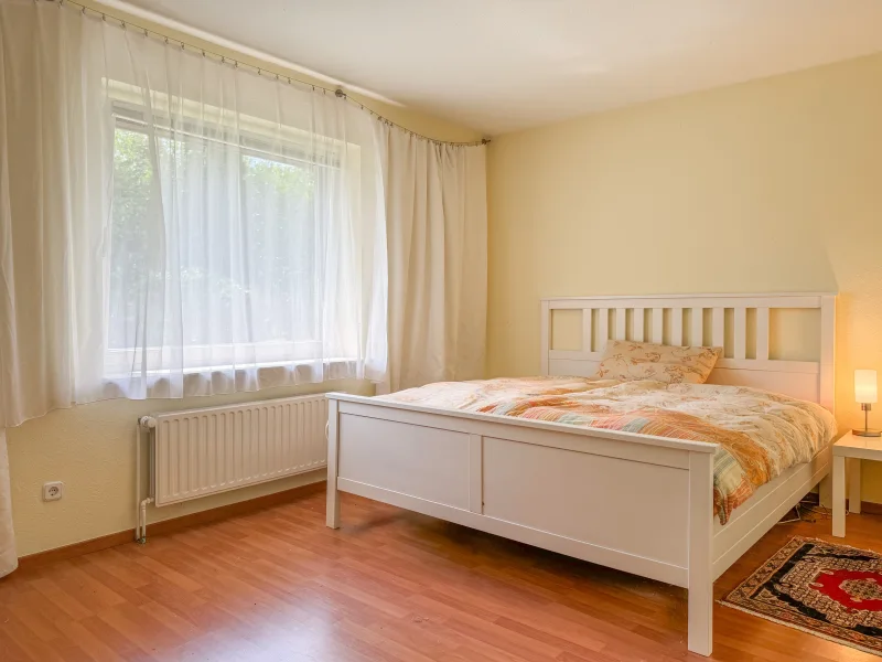 1. Schlafzimmer im Erdgeschoss