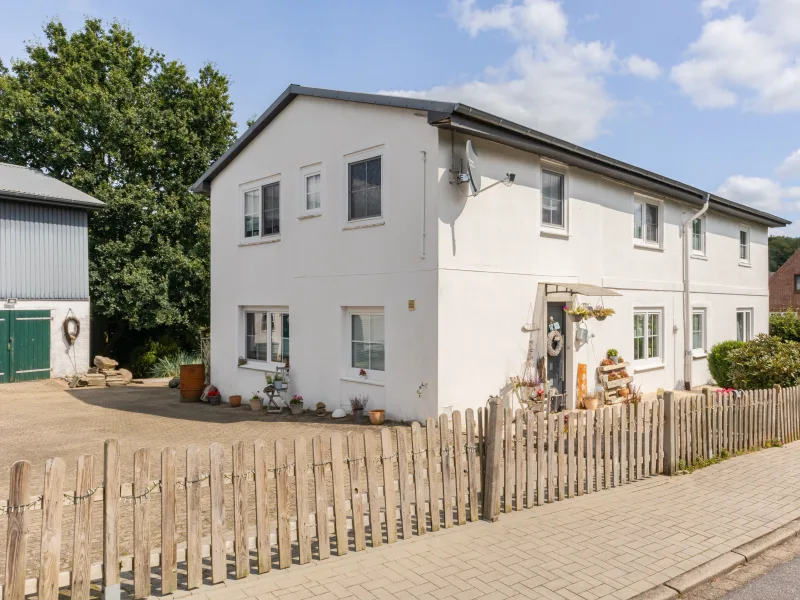 Außenansicht - Haus kaufen in Welmbüttel - Willkommen im Zuhause der vielen Möglichkeiten