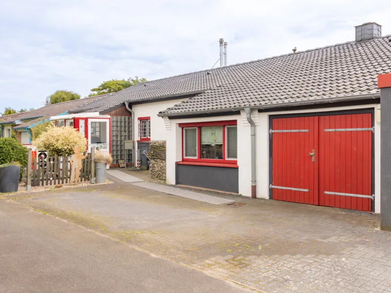  - Haus kaufen in Büsum - Bungalow an der Nordseeküste