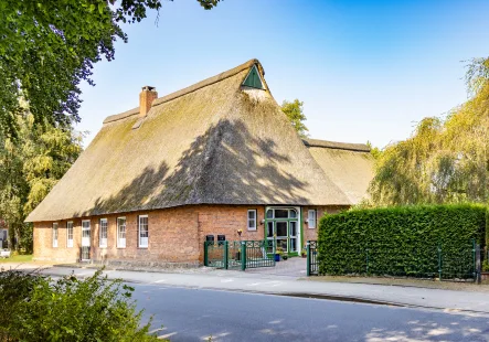  - Haus kaufen in Bad Segeberg - Ein Stück Geschichte! Historisches Reetdachhaus in guter Lage von Bad Segeberg