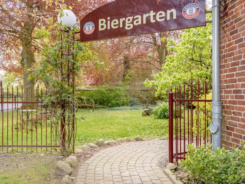 Eingang Biergarten