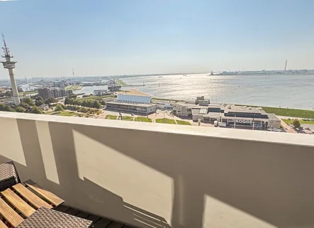  - Wohnung kaufen in Bremerhaven - Kapitalanlage oder Eigenheim mit Weitblick-             Im Columbus Center