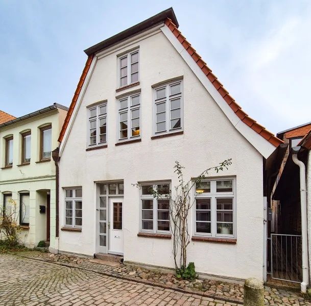  - Haus kaufen in Eckernförde - Historisches Stadthaus im Herzen von Eckernförde