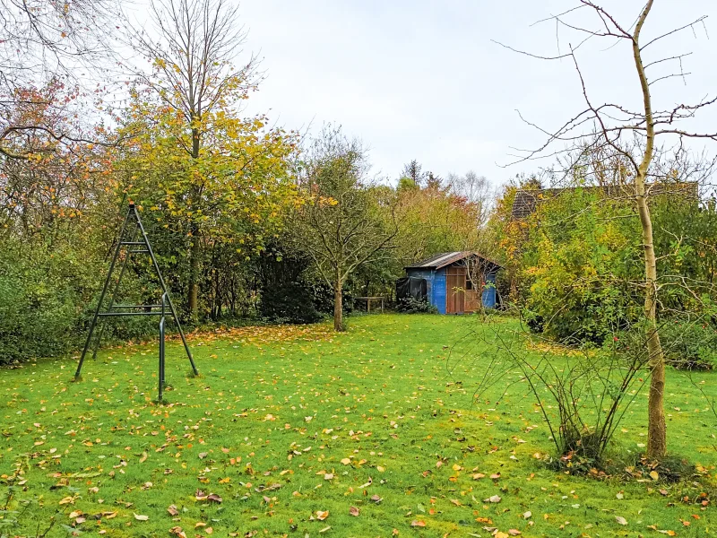 Garten mit altem Baumbestand