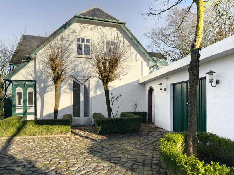  - Haus kaufen in Ostrohe - Moderne trifft Jugendstil