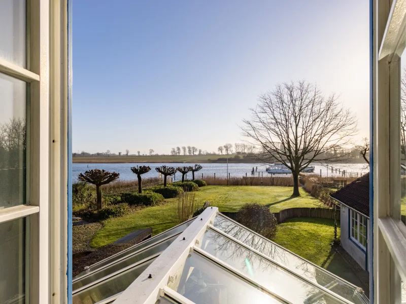  - Haus kaufen in Arnis - Wohnen mit Weitblick über die Schlei - privates Wassergrundstück mit eigener Bootsanlegestelle