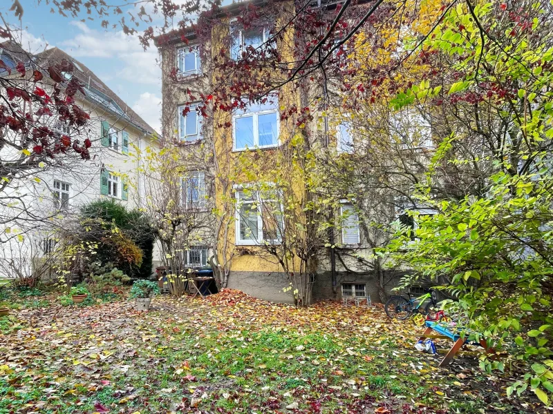 Gemeinschaftsgarten hinter dem Haus