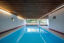 gemeinschaftlicher Indoor-Pool