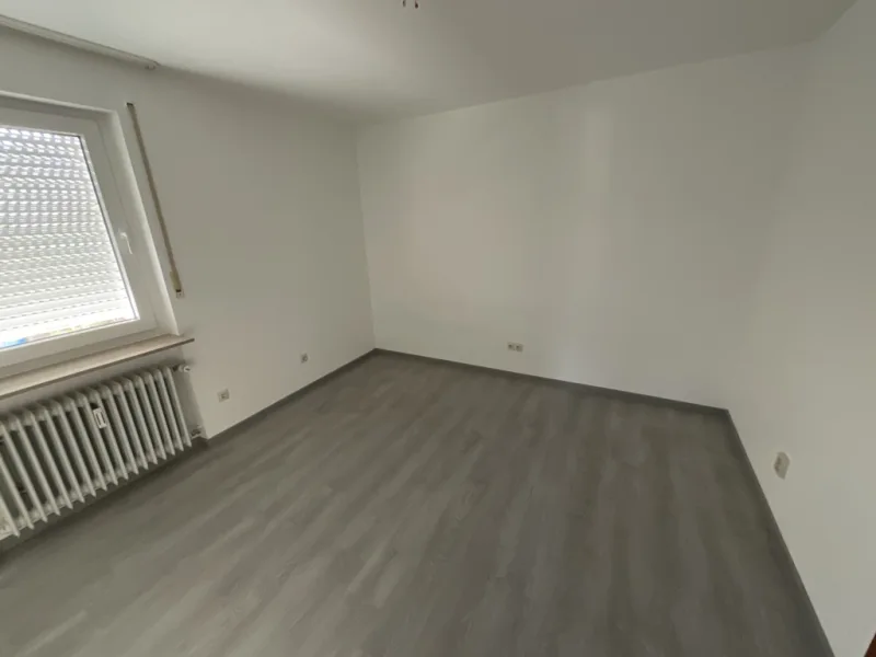 Zimmer 2 OG Wohnung