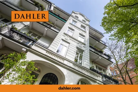 Außenansicht - Wohnung kaufen in Hamburg - Endetage mit Blick über Hamburg
