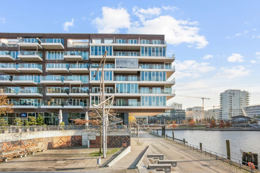 Außenansicht - Wohnung kaufen in Hamburg, HafenCity - Exklusive Eigentumswohnung mit Wasser- und Weitblicken zur Strandkaispitze und zur Elbe