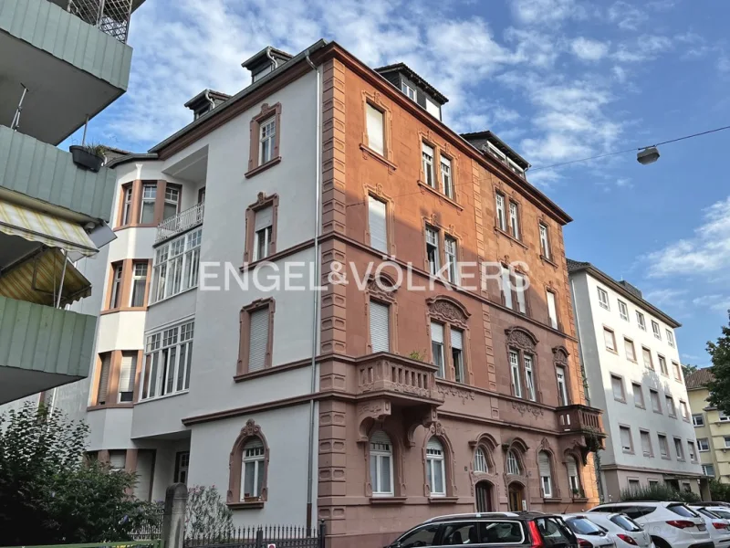 Denkmalgeschützte Fassade - Wohnung mieten in Mannheim - Traumhafte Altbauwohnung mit historischen Stilelementen in Mannheim-Lindenhof!