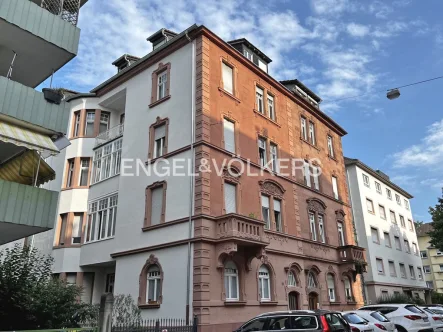 Denkmalgeschützte Fassade - Wohnung mieten in Mannheim - Traumhafte Altbauwohnung mit historischen Stilelementen in Mannheim-Lindenhof!