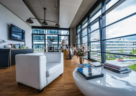 Bürobeispiel - Büro/Praxis mieten in München - Loftartige und moderne Büro-Architektur