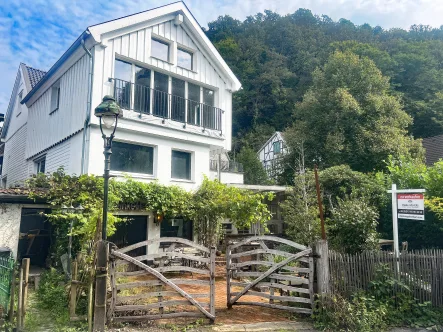 Hausansicht - Haus kaufen in Solingen - Historisches Juwel mit Charme: Einfamilienhaus mit 354 m² Wohn- und Gewerbefläche