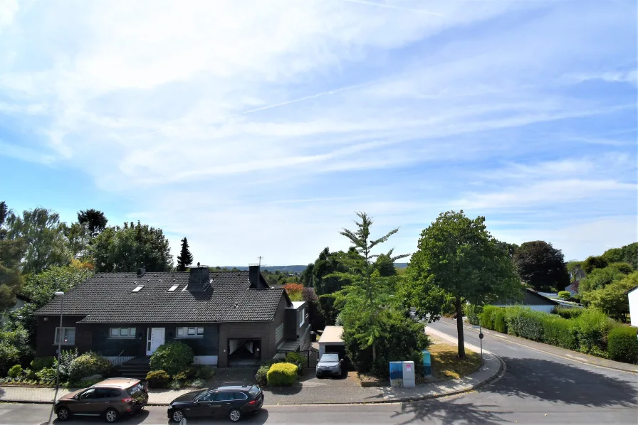 Blick von der Terrasse - Wohnung mieten in Remscheid - Wohnen über den Dächern von Reinshagen