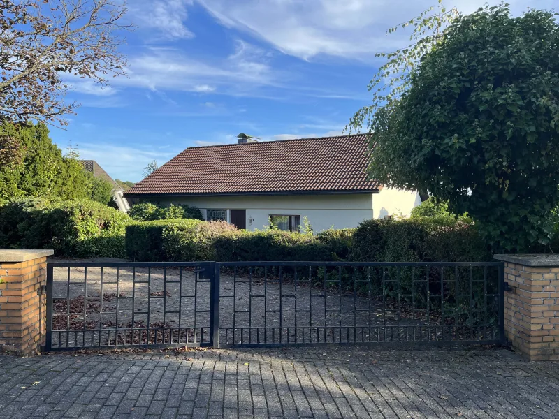  - Haus kaufen in Wilnsdorf - Sanierungsbedürftiges Einfamilienhaus in Wilnsdorf-Obersdorf