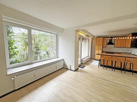  - Wohnung kaufen in Siegen - Zentrale Eigentumswohnung mit Blick ins Grüne