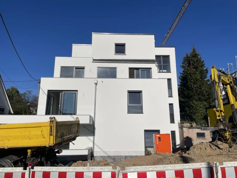 Ansicht Haus A - Wohnung kaufen in Kreuztal - Sonnige Neubauwohnung mit großer Dachterrasse