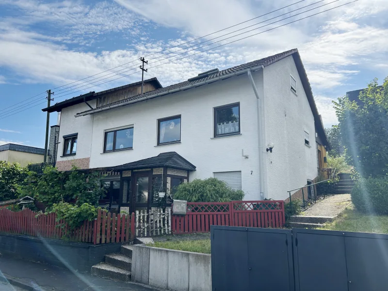  - Haus kaufen in Freudenberg - Ein-/Zweifamilienhaus mit tollem Garten in zentraler Lage von Freudenberg