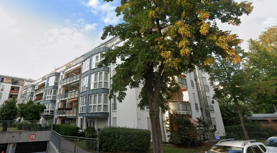  - Wohnung kaufen in Leipzig - Vermietete 2-Zimmer-Kapitalanlage mit Balkon und Tiefgaragenstellplatz