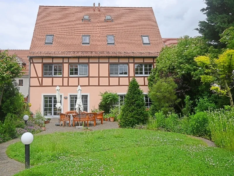  - Haus kaufen in Grimma - Charmantes Fachwerkhaus mit hellen Räumen und schönem Garten