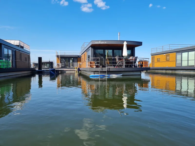 Hafenansicht - Haus kaufen in Klitten - Unabhängigkeit und Urlaub auf dem Wasser