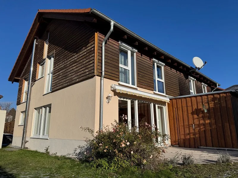  - Haus kaufen in Dresden - Doppelhaushälfte im Herzen von Meußlitz