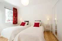 Schlafzimmer ll