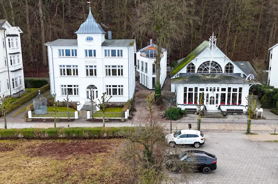 Blick vom Strand - Haus kaufen in Ostseebad Binz - Neubau - Strandvilla an der Binzer Promenade